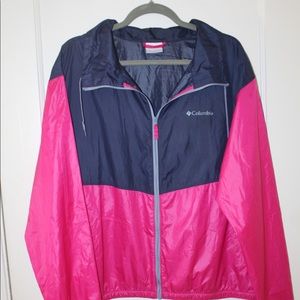 Columbia women’s dri-fit windbreaker